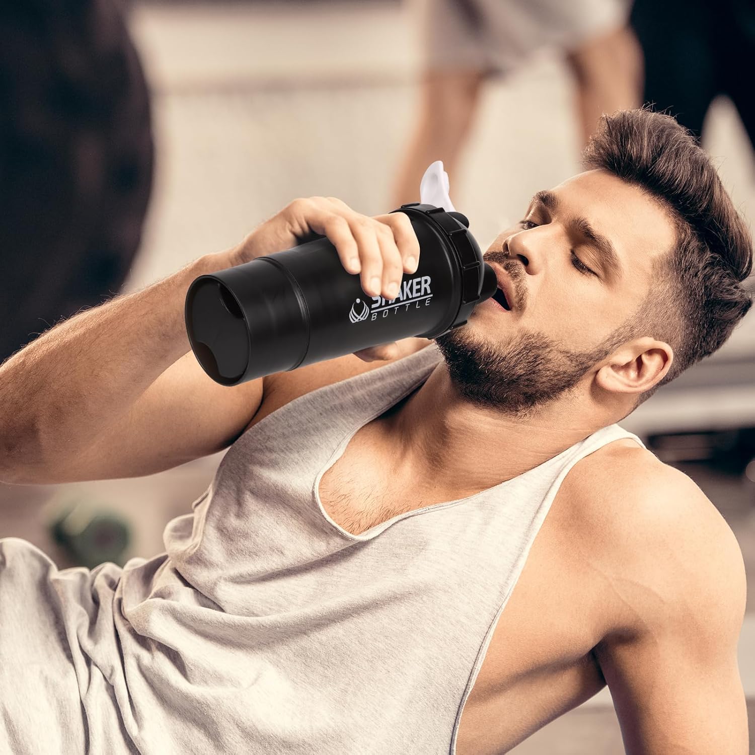 Shaker Bottle 18OZ Protein Shaker Bottles with Powder Storage & Pill Case 500ML GYM Shaker Cup for Protein Mixes with Mixing Ball Leak Proof Mixer Bottle for Pre Workout,Bpa Free(White)